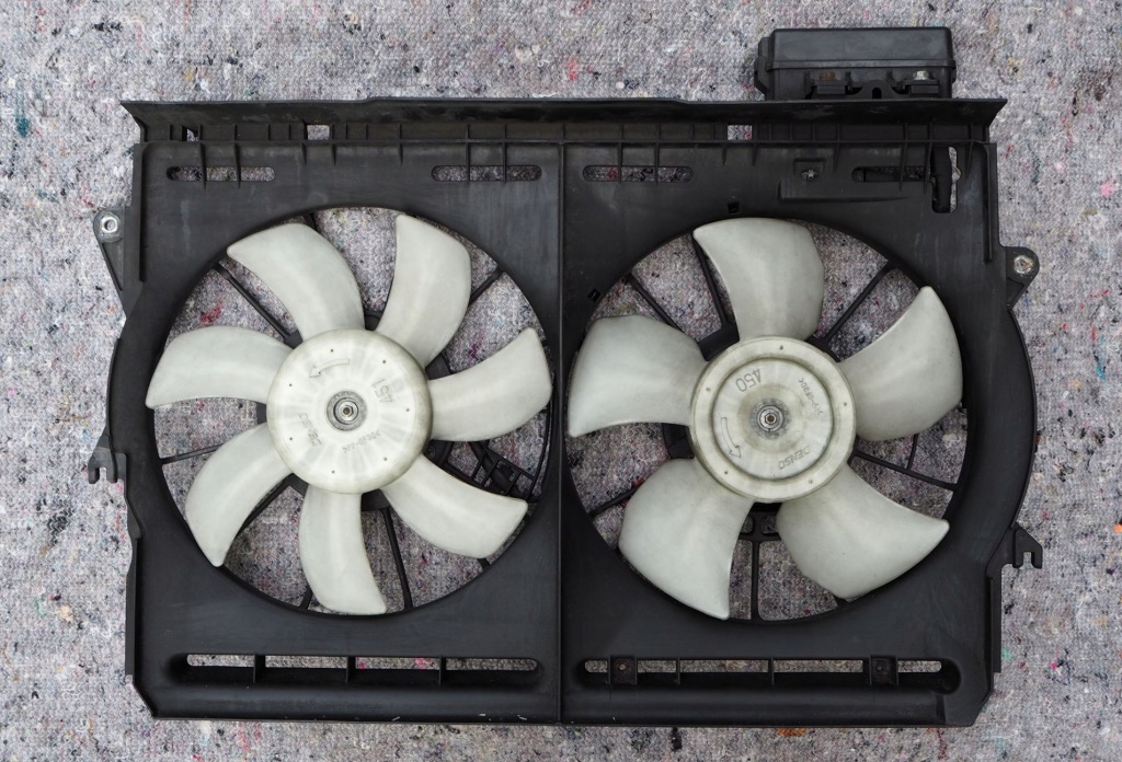 фото №1, Вентилятори радіатор toyota corolla verso ii 2,2d