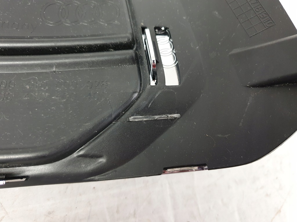 фото №13, Решітка бампера права audi a8 d5 4n0807680