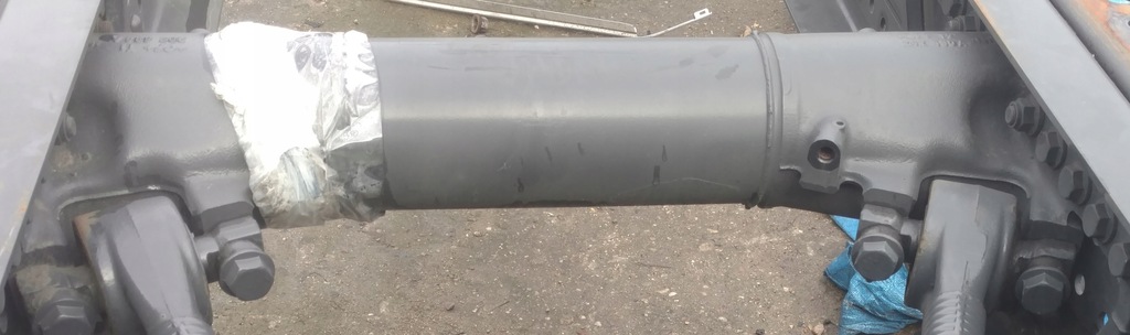 фото №1, Mercedes actros mp4 балка рами sierżant задня