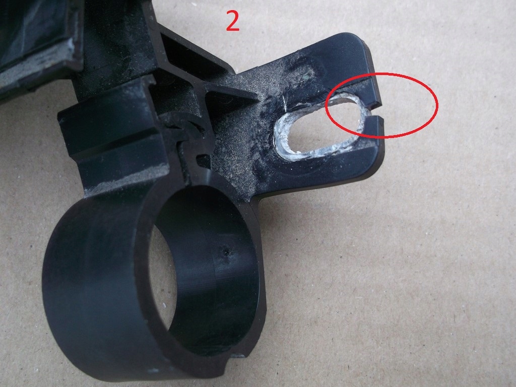 фото №4, Peugeot 308 t9 кронштейн трубка кондиционера