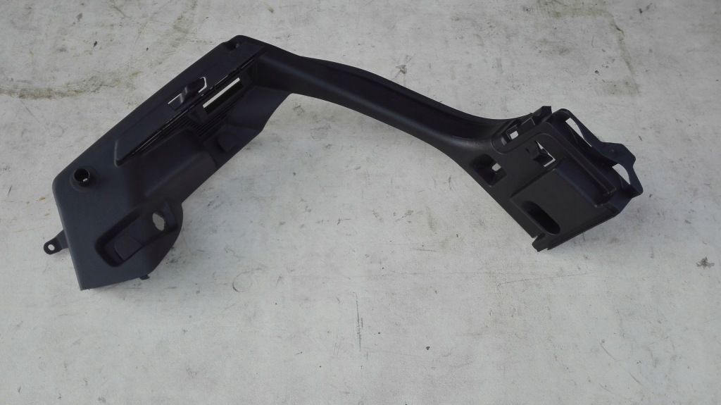 фото №1, Vw golf vii обшивка багажника правый 5g6867762h