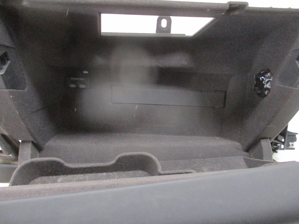 фото №2, Бардачок maserati levante