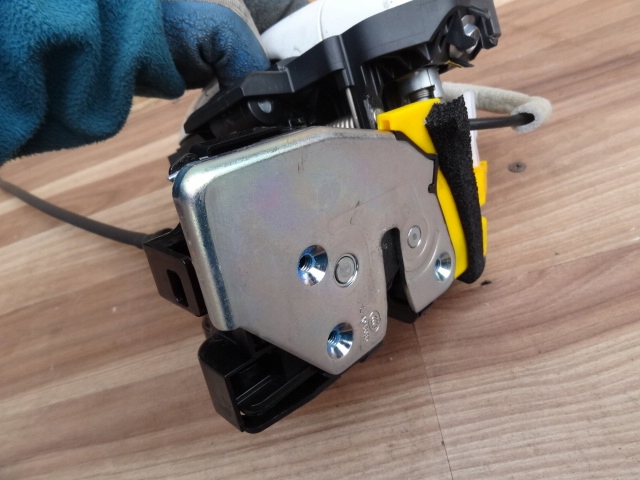 фото №3, Kia ceed ii 2017 lift 3d замок ручка дверь левых