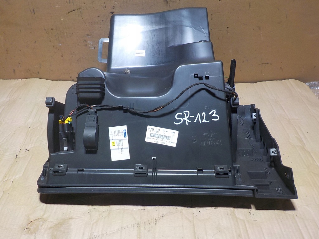 фото №2, Skoda rapid бардачок пассажира 5jb857097