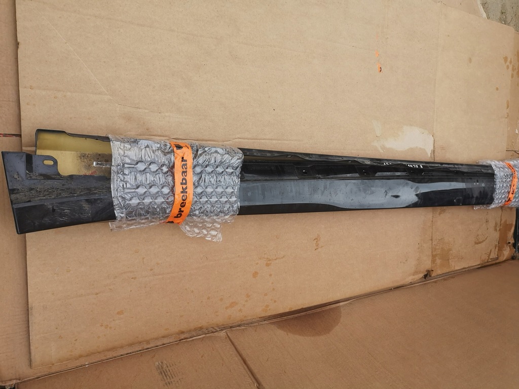 фото №3, Mercedes r-klasa w251 lift long молдинг порог 197