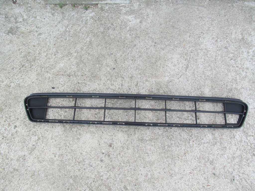 фото №1, Subaru xv lift решітка середня 2017-