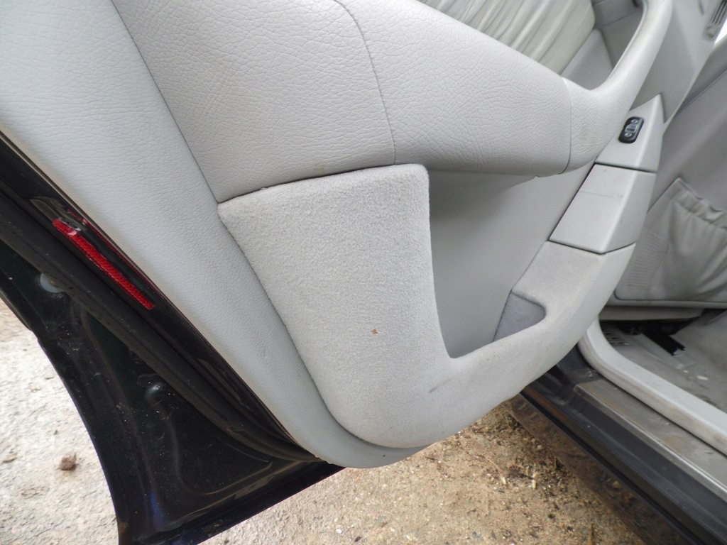 фото №7, Оббивка обшивка ручка ліва задня mercedes w220