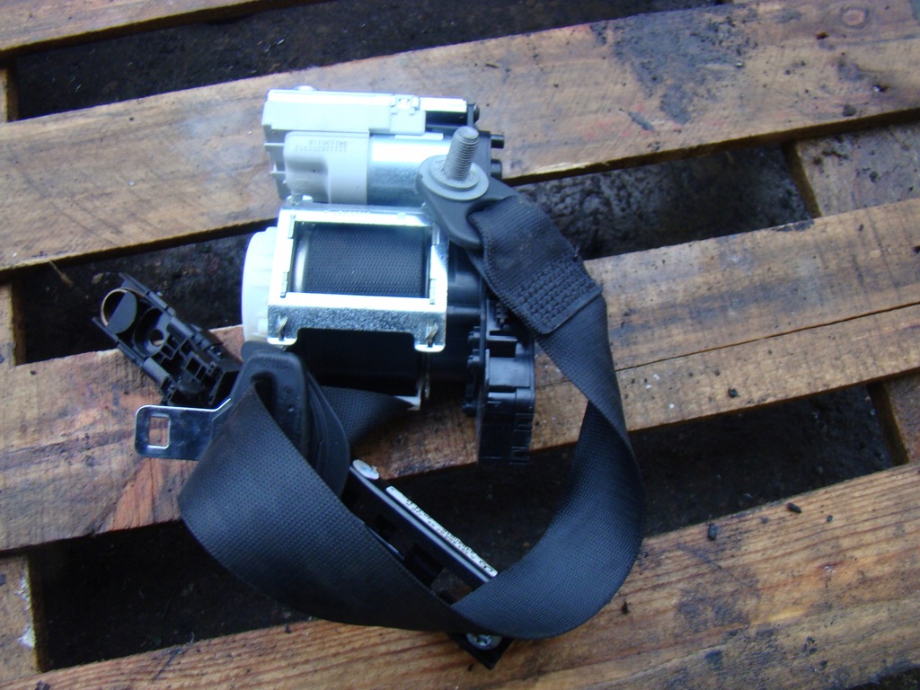 фото №1, Pas безпеки перед mercedes s w221