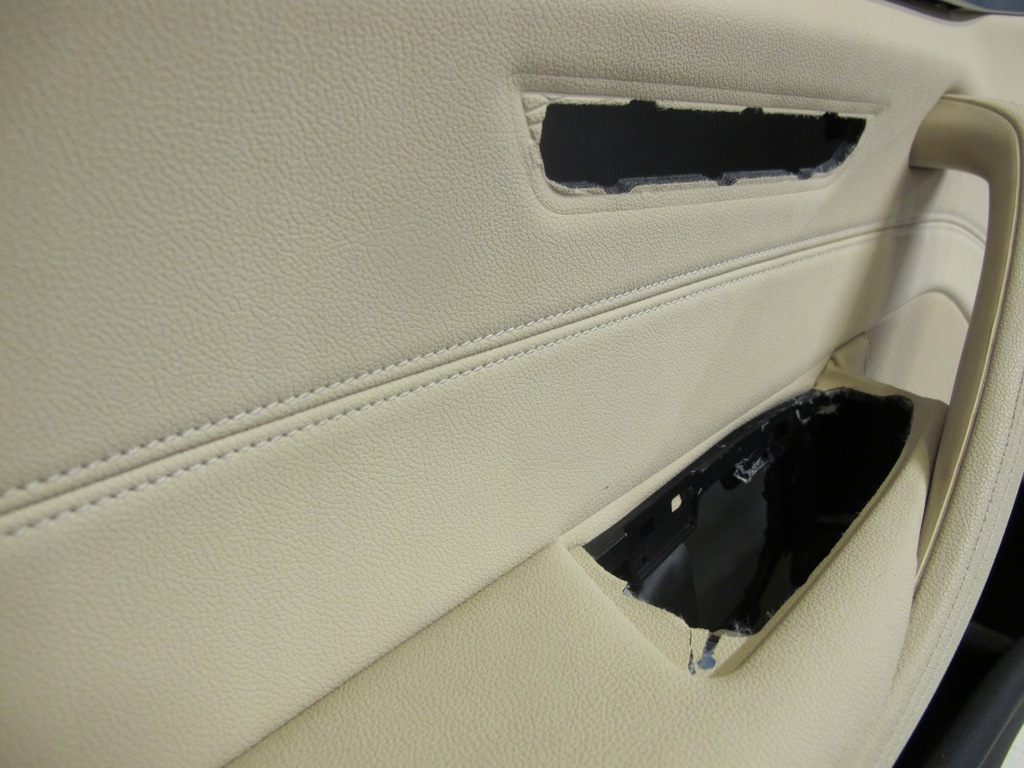 фото №2, Обшивки дверь bmw g30 g31 led.skóra