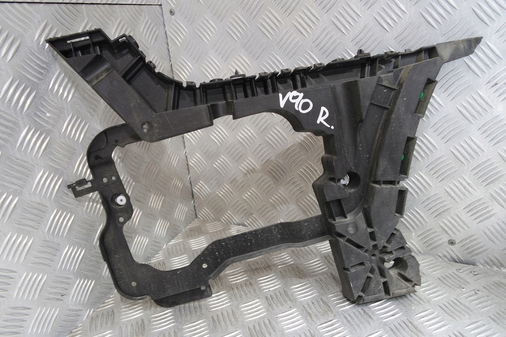 фото №1, Volvo v90 направляющая бампера задняя правый 314250066