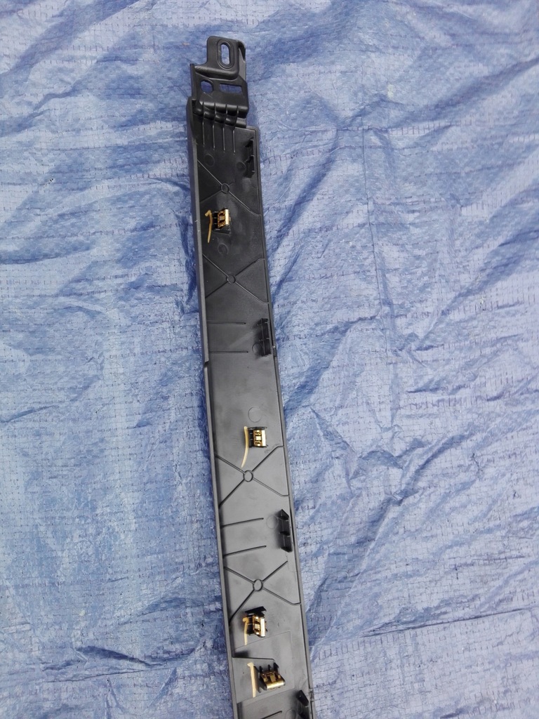 фото №5, Tesla x накладка багажника правая 1073294-00-d