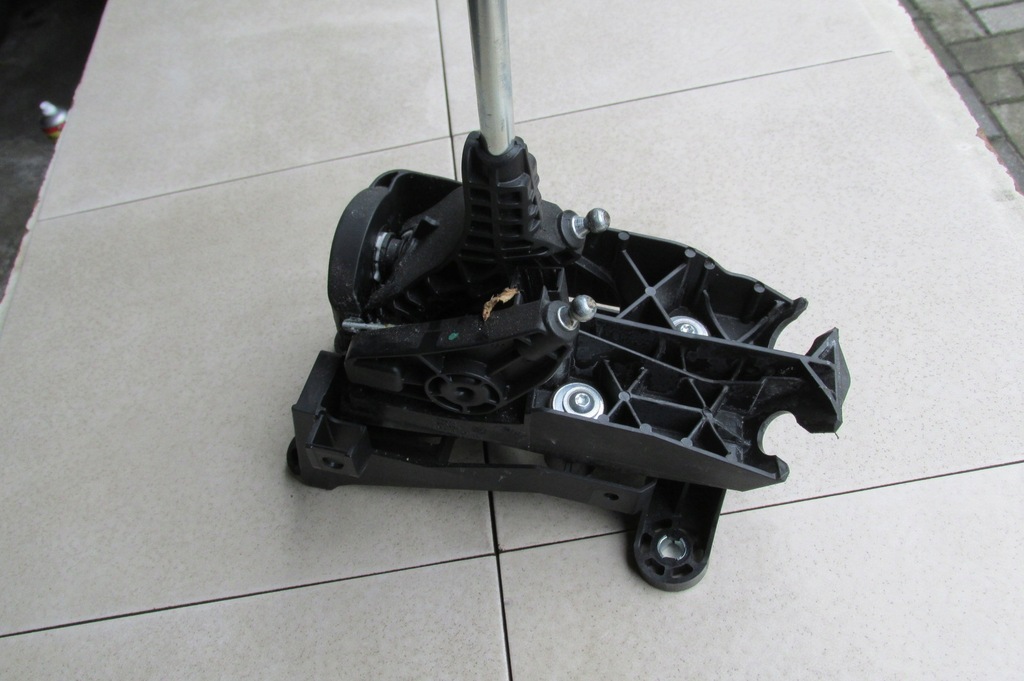 фото №1, Домкрат выборщик передач ecosport 1,5 tdci 2014 rok