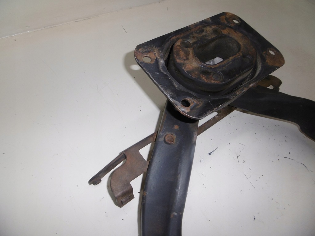 фото №10, Кронштейн кронштейн двигателя 20747056 magnum dxi volvo fh