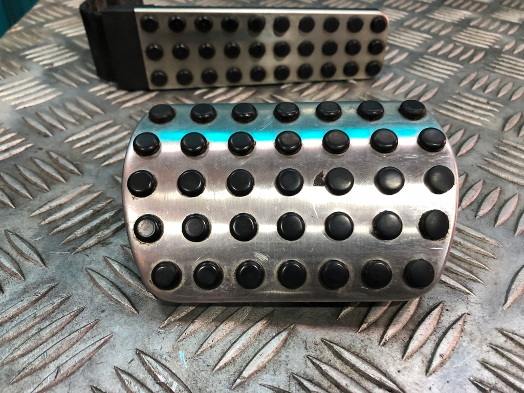 фото №3, Mercedes slk r170 накладки na педалі автоматична коробка передач