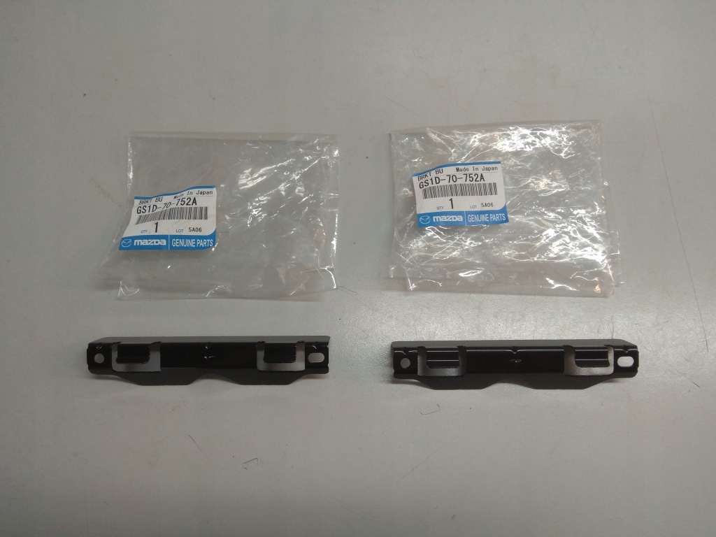 фото №1, Mazda 3 bl 5 кронштейн бампера задня gs1d-70-752a