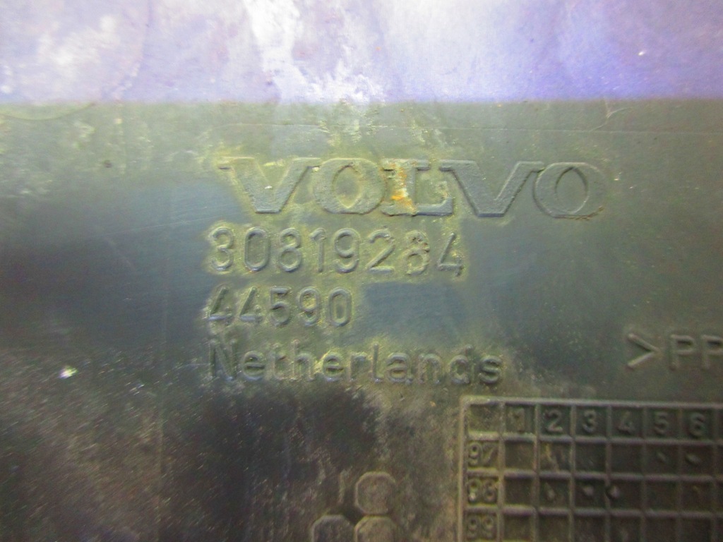 фото №5, Volvo v40 s40 1.9t 2.0t защита корпус двигателя