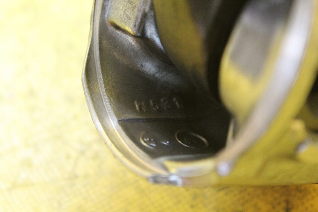 фото №7, Поршень шатун шату́н partner 1.6 hdi 10jb79