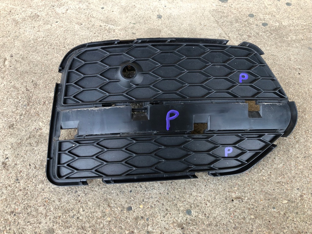 фото №1, Audi q3 lift решётка бампера