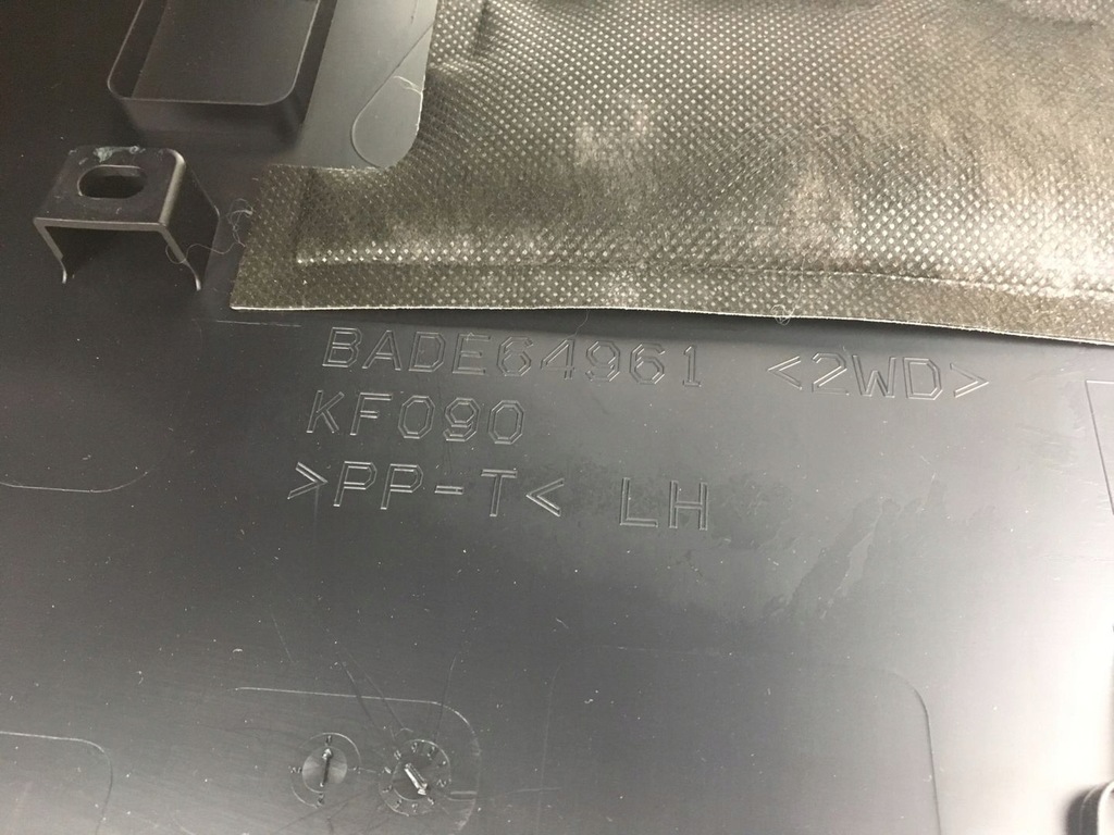 фото №9, Mazda 3 17- подлокотник туннель средний usa