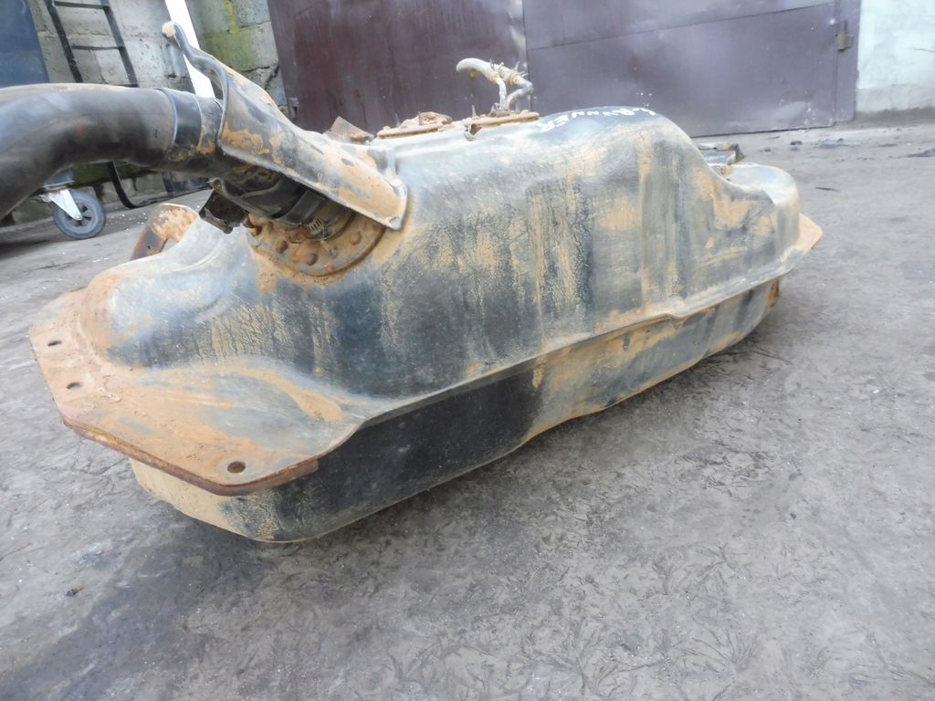 фото №8, 4 runner бак пального bak 2,4 td 94r