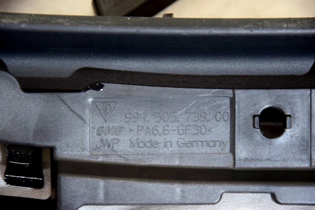 фото №13, Porsche 911 991 lift напрямна спойлер молдинг