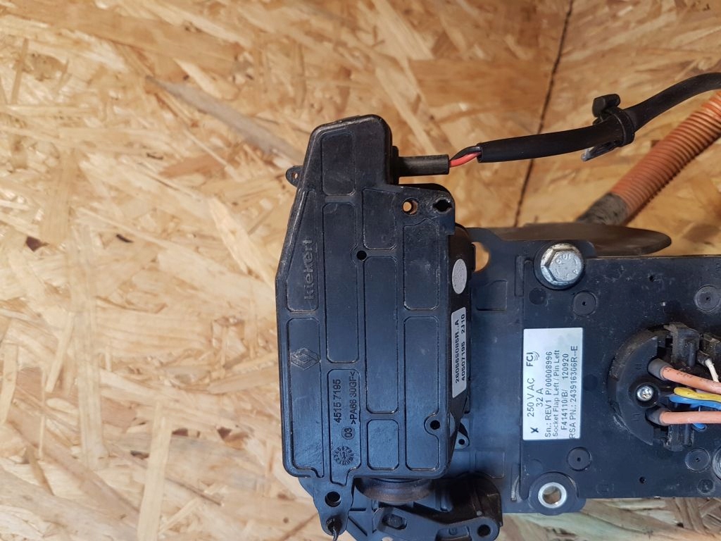 фото №5, Renault kangoo iii ze разъём зарядки штекер