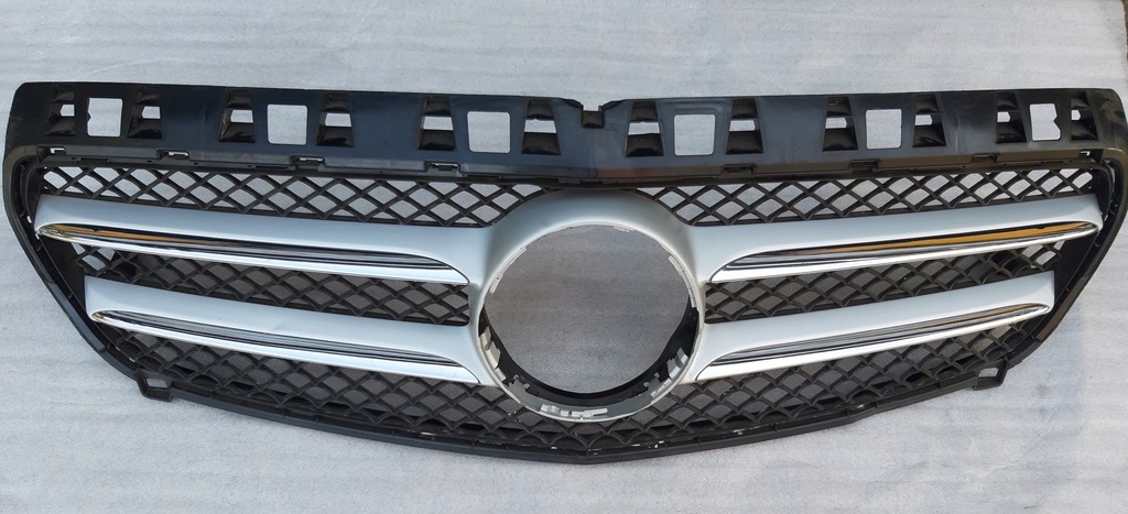 фото №1, Mercedes a-klasa w176 решётка радиатора решётка радиатора хром