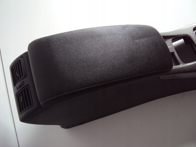 фото №3, Подлокотник туннель renault laguna iii 4управление