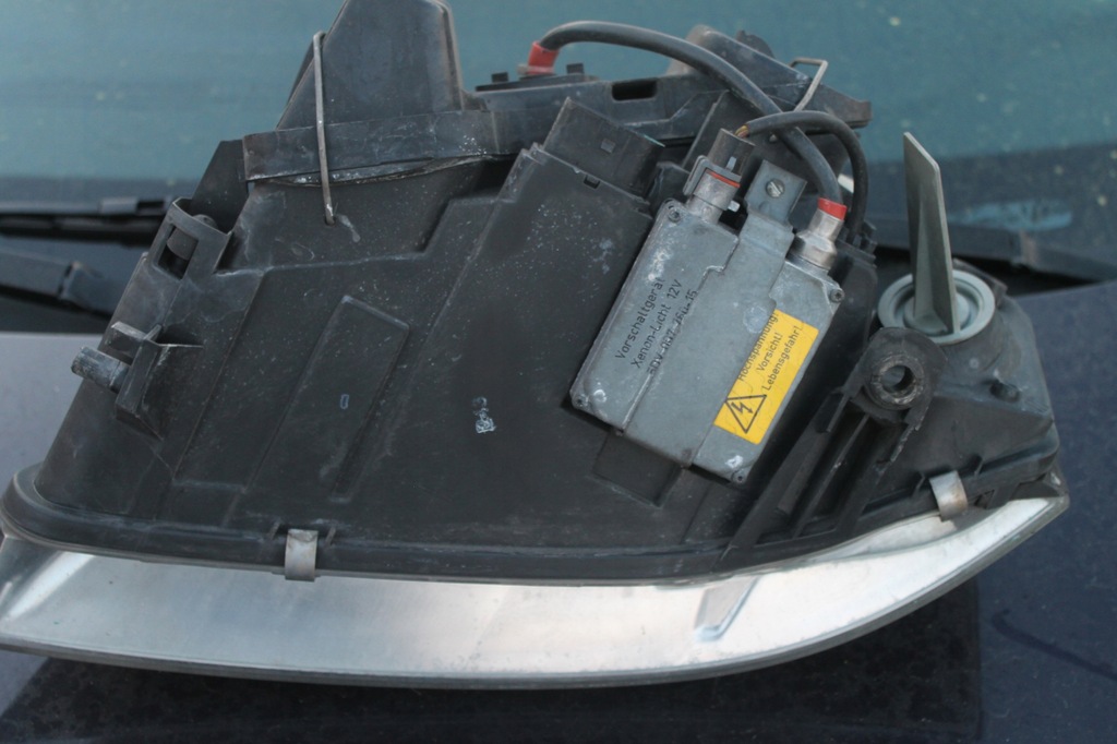 фото №9, Лампа перед правая ксенон audi a6 c5