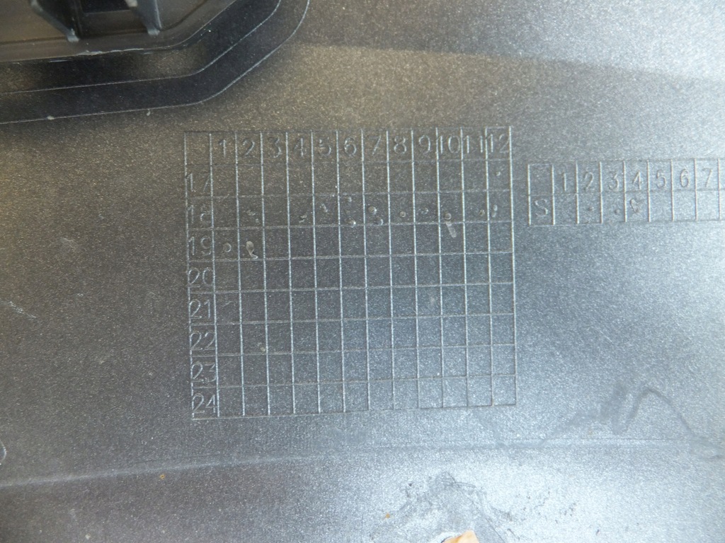 фото №8, Дифузор спойлер бампера задня audi e-tron 4ke