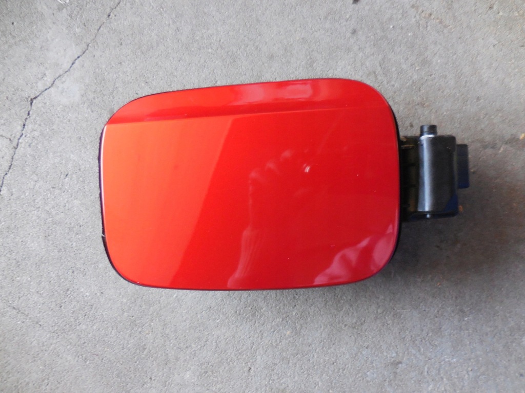 Купить Audi rs5 кабриолет  крышка заливной топлива 8f0809999b