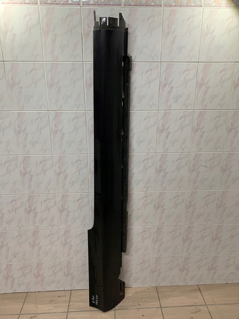 фото №1, Volvo c70 ліва молдинг поріг права