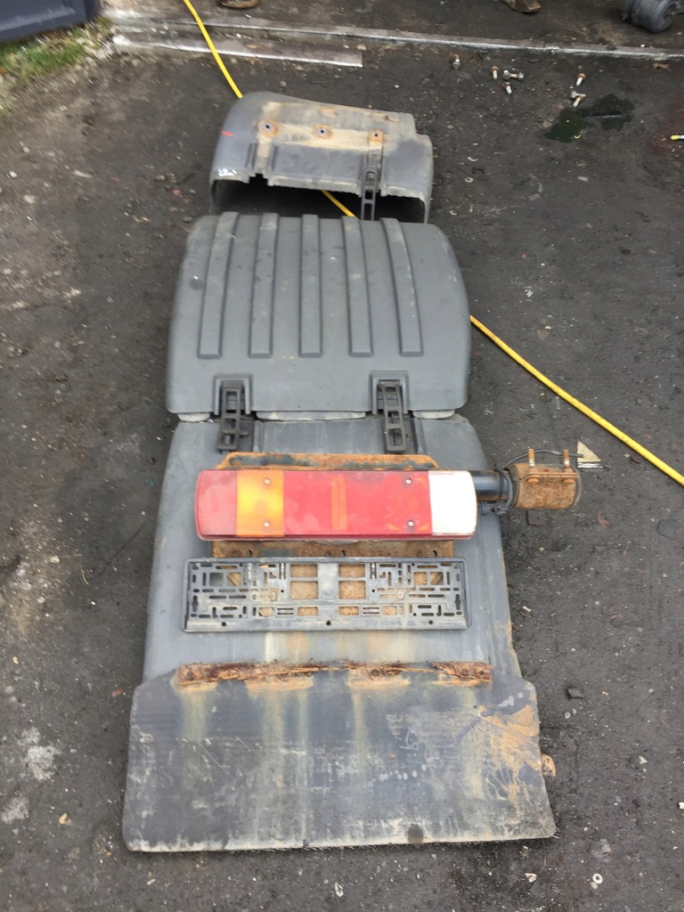 фото №1, Підкрилок крила кронштейн лівий задня scania r 480