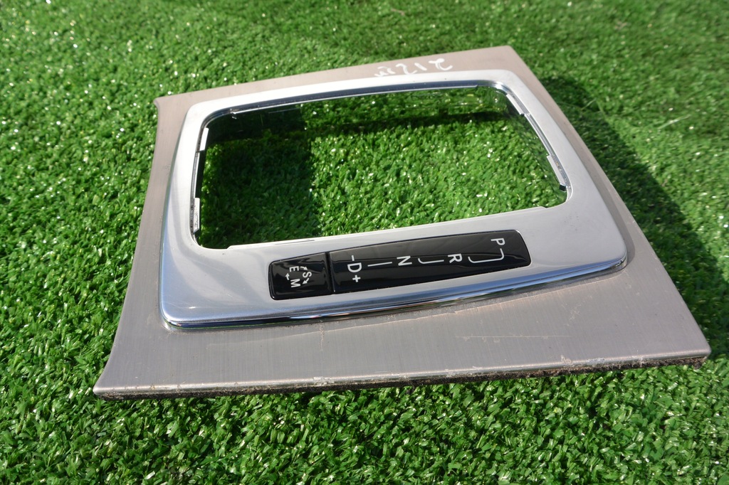 фото №2, Рамка защита домкрата mercedes-benz w212 avantgarda