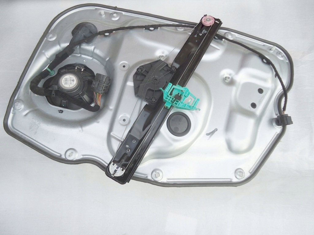 фото №2, Alfa romeo giulietta подъемник стекло перед