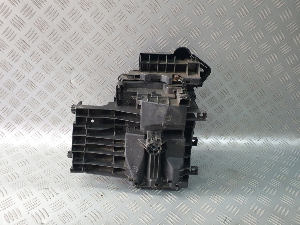 фото №7, Коробка запобіжників bsi основа opel astra k