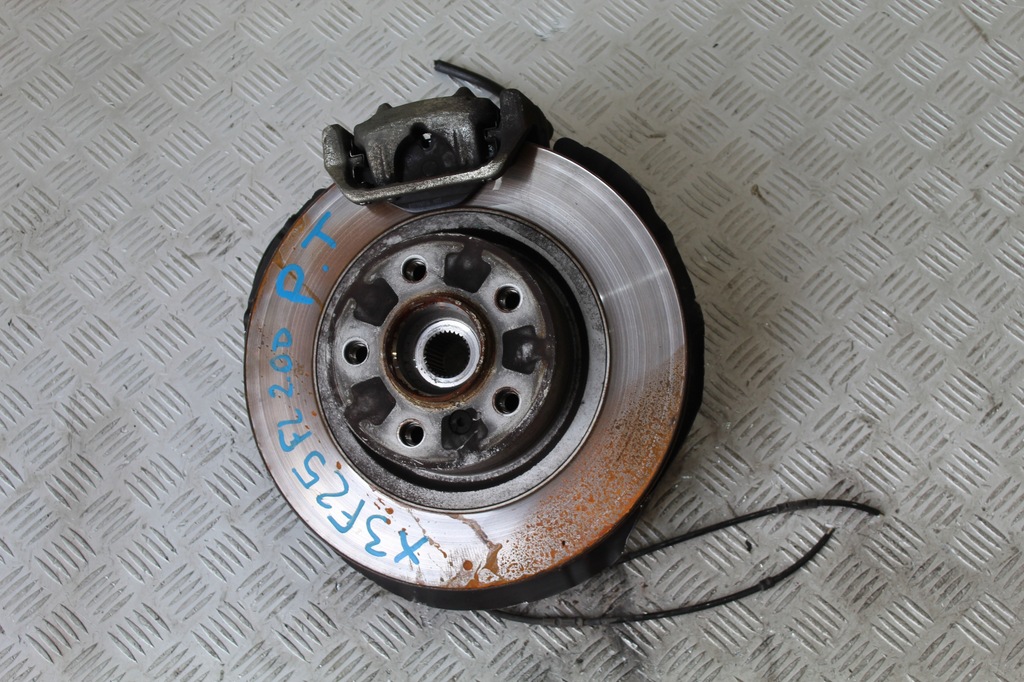 фото №1, Поворотний кулак правий задня bmw x3 f25 lift