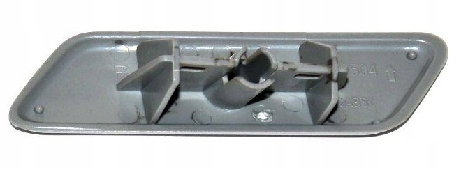 фото №2, Права заглушка розпилювача toyota rav4 2005-2008