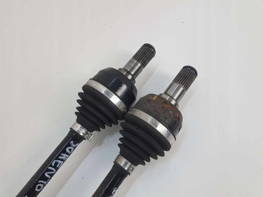 фото №3, Sorento iii 2.2 crdi приводной вал правый задняя 49601-c5000