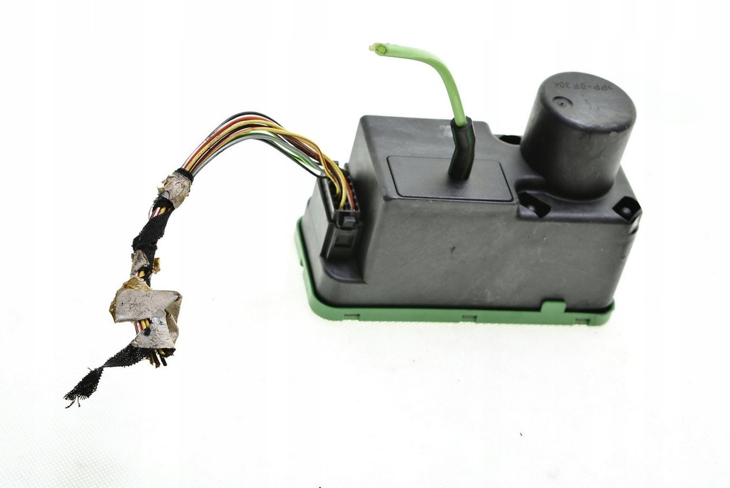 фото №1, Помпа замка центрального passat b4 3a0962257