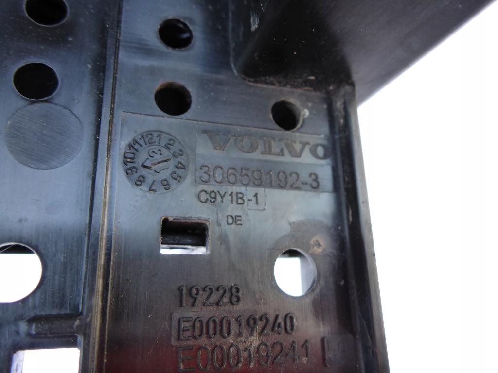 фото №3, Коробка предохранителей volvo v40 13- 2.0 d3