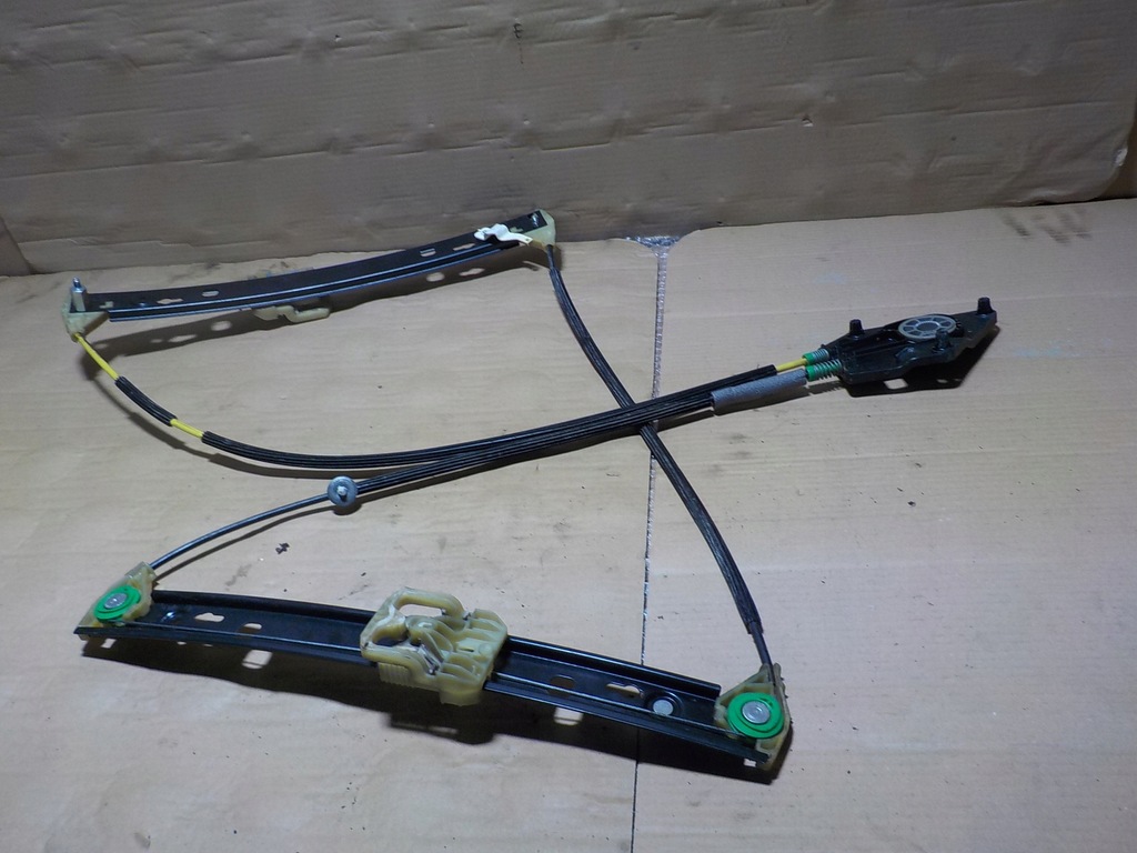 фото №5, Audi a1 подъемник стекло правый 8x3837463