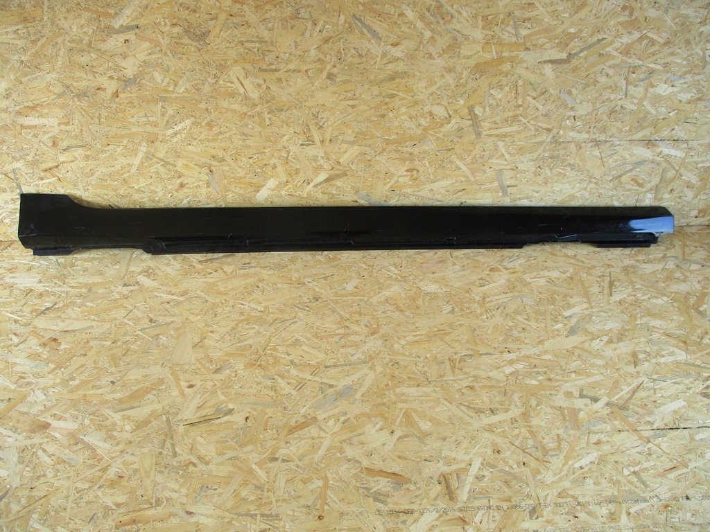 фото №1, Молдинг накладка поріг права audi a6 4k c8