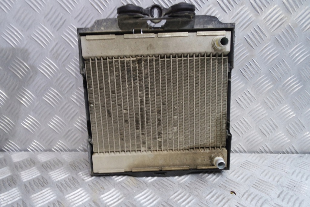 фото №1, Bmw 7 f01 5.0 радиатор масла