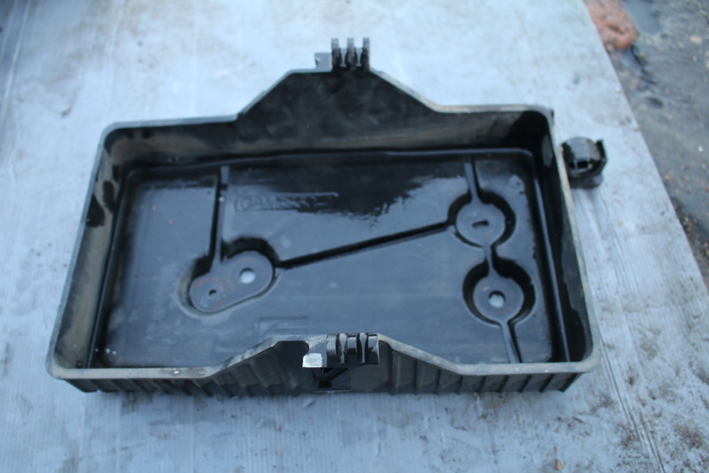 фото №1, Основа акумулятор mazda 6 lift 2.2d