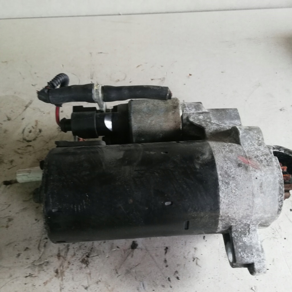 Стартер audi a4 b8 a5 a6 vw 2,0tdi 03l911021e Оригінал