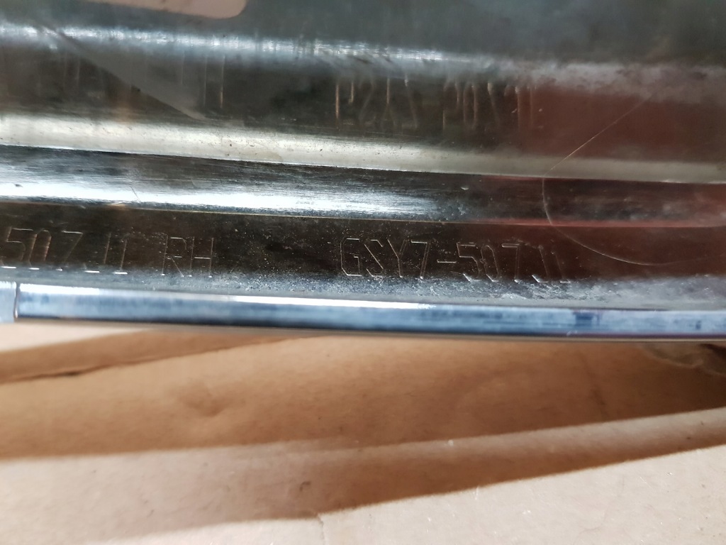 фото №3, Mazda 6 хром решітка радіатора правий 6s47-507j1