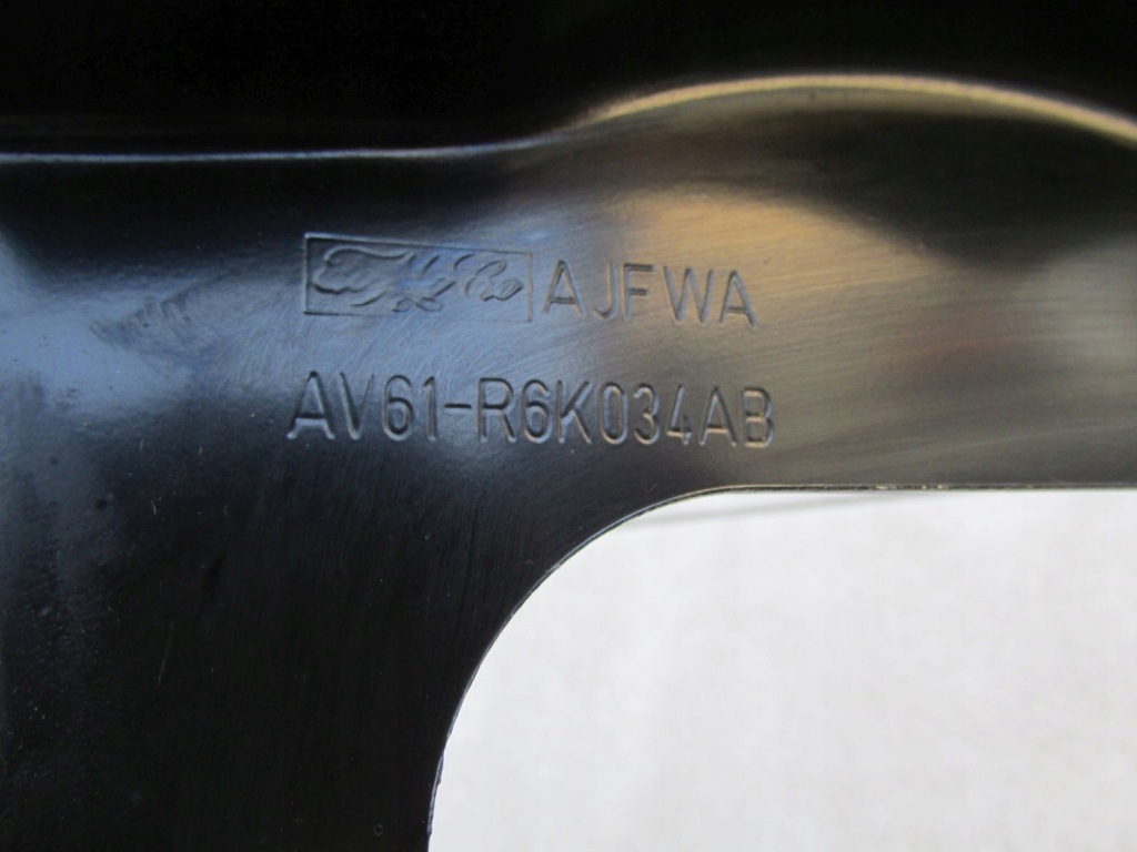 Основание аккумулятор фильтра kuga mk1 mk2 2012 Недорого