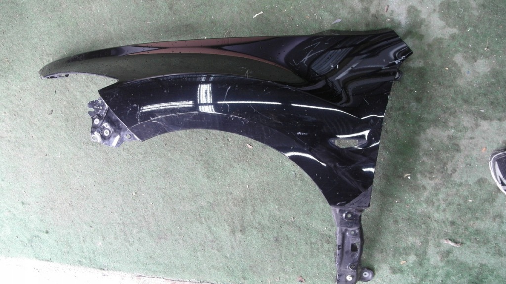 фото №1, Mazda оригинальный номер 675e75e