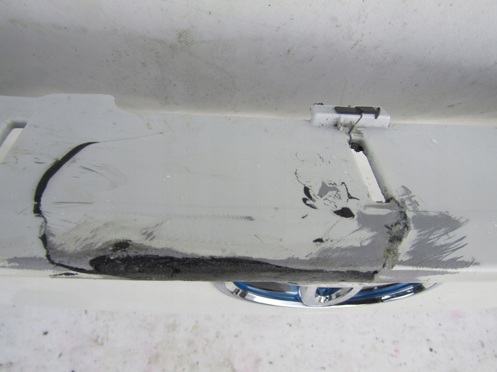 фото №5, Накладка крышки задний toyota c-hr 16-19